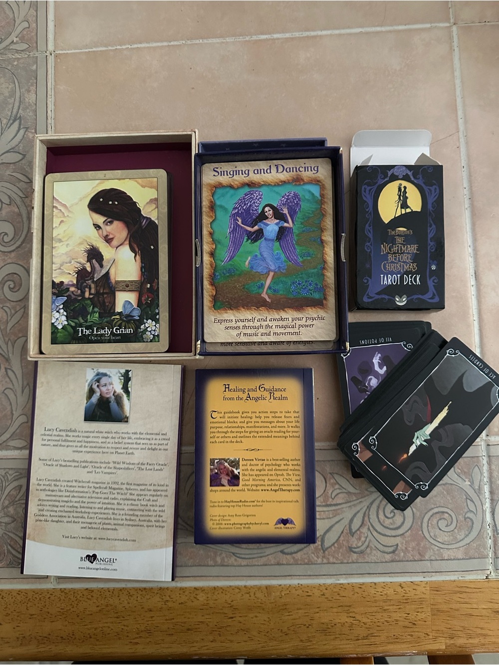 TAROT cards - beautiful, clean and open sets - Picture 2 of 4